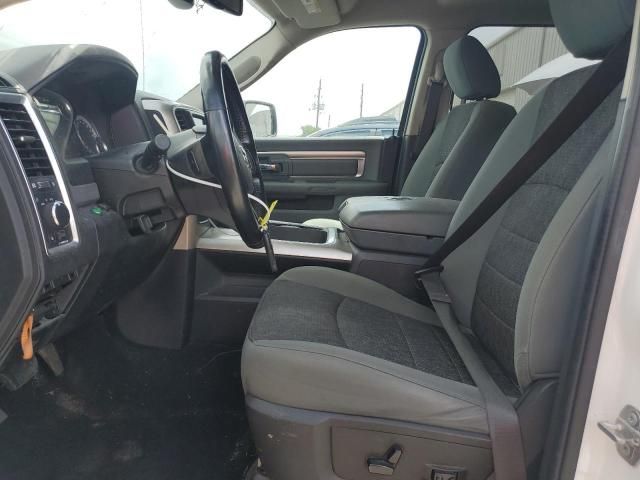 2020 Dodge Ram 1500 Classic slt