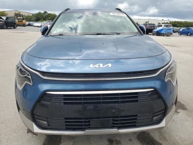 2024 KIA Niro SX