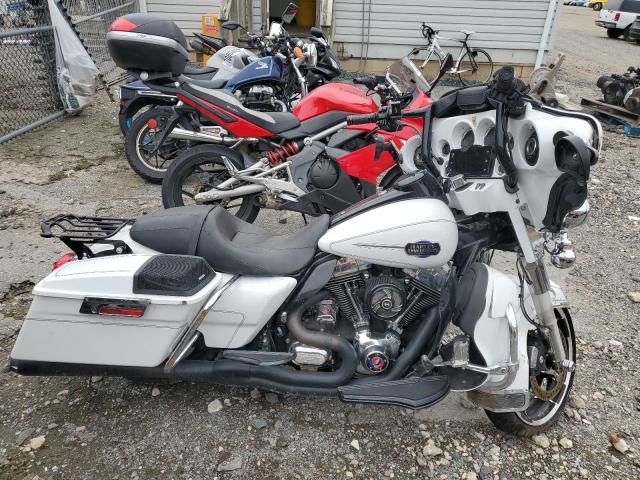 2013 Harley-Davidson Flhtcu Ultra Classic Electra Glide