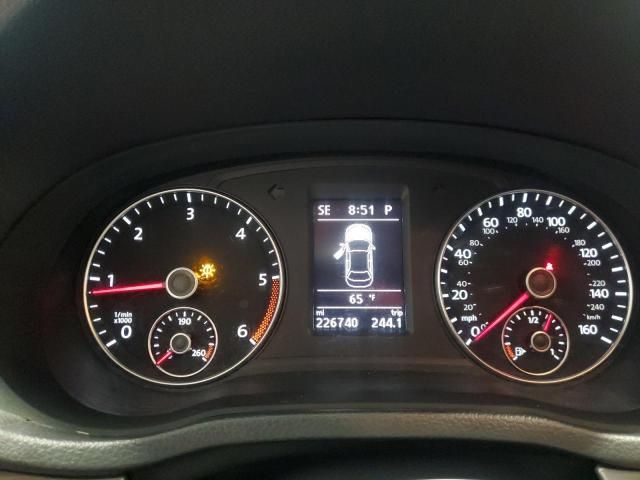 2015 Volkswagen Passat SE