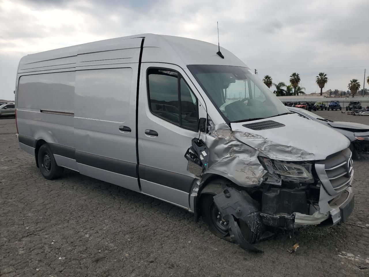 2024 Mercedes-Benz Sprinter 2500