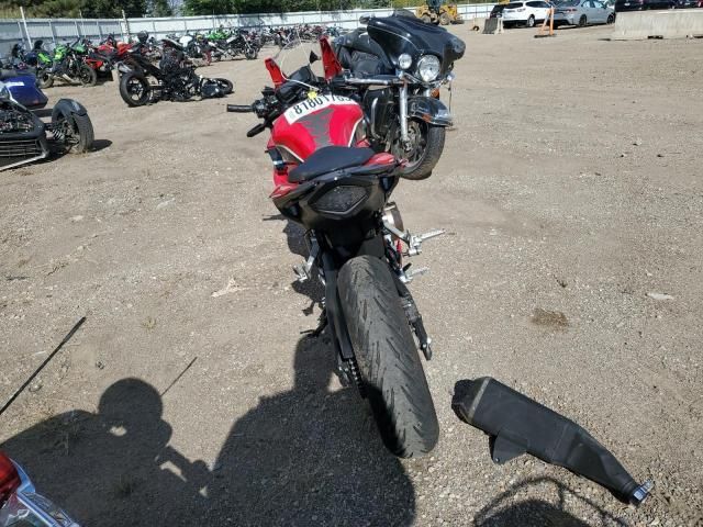 2022 Honda CBR500 RA