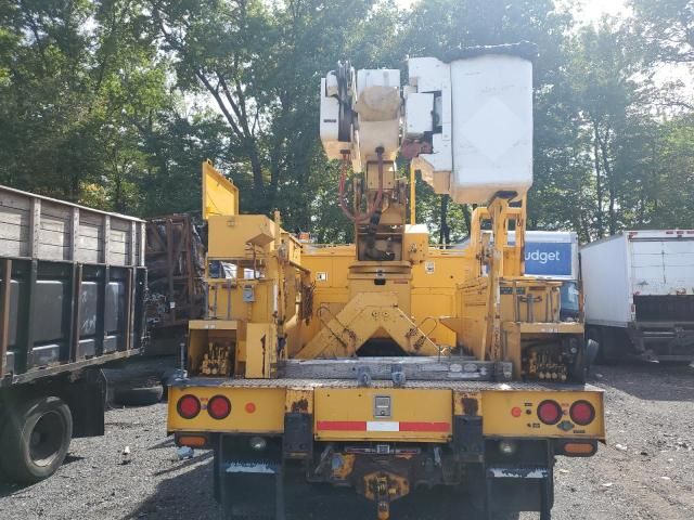 2011 International 4400 Bucket Truck