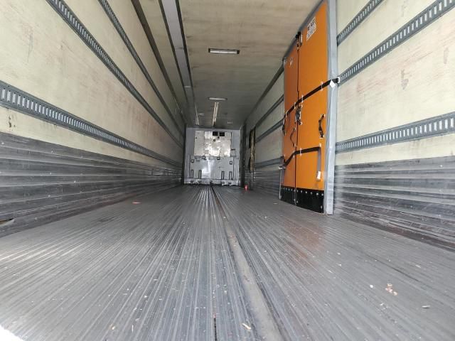 2013 Utility VS2RA Refrigerated Van Trailer