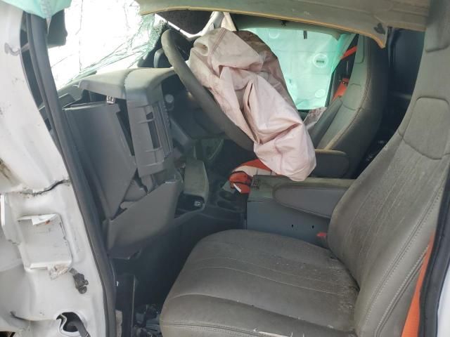 2020 Chevrolet Express G2500