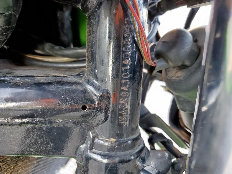 2001 Kawasaki ZR1200 A