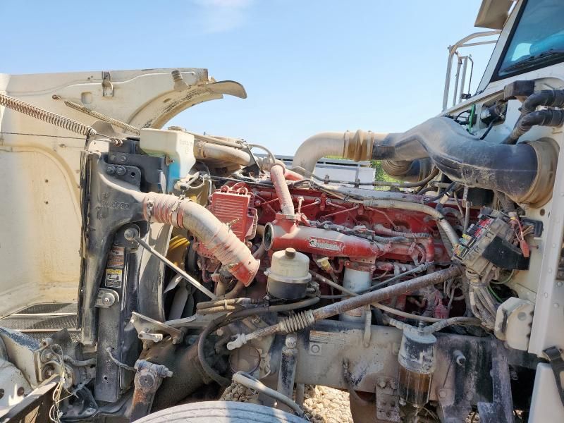 2012 Peterbilt Tractor 2012 Peterbilt 367 Semi Truck