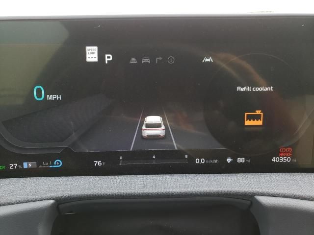 2022 KIA EV6 Light
