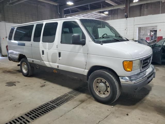 2004 Ford Econoline E350 Super Duty Wagon