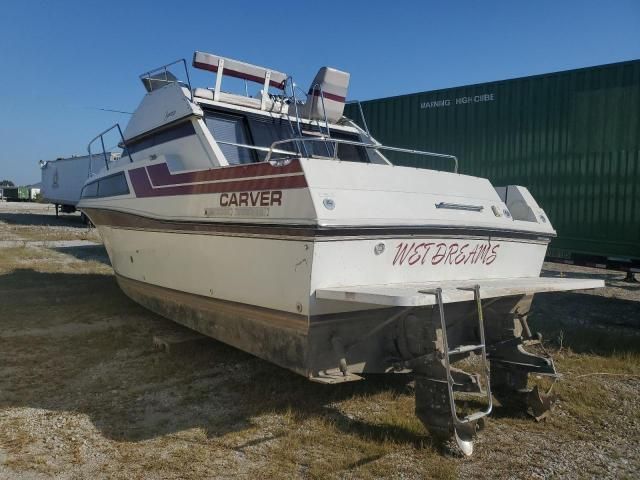 1987 Carver 2767 Santego