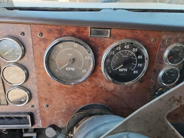 1997 International F-5070 Dump Truck