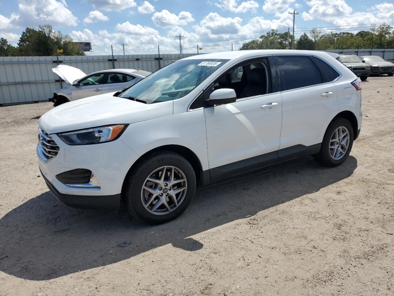 2022 Ford Edge sel