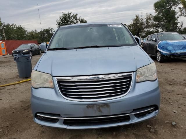 2013 Chrysler Town & Country Touring