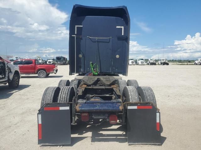 2009 Kenworth Constructi-Trucks Semi Truck