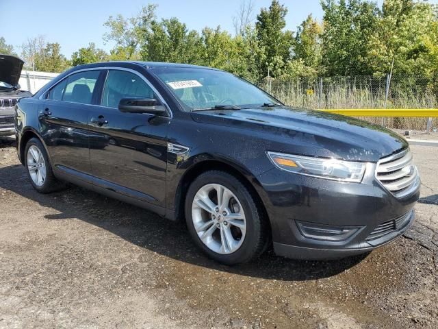 2018 Ford Taurus SEL