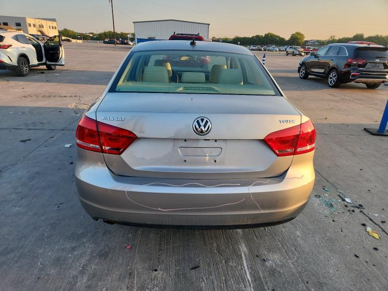 2014 Volkswagen Passat se