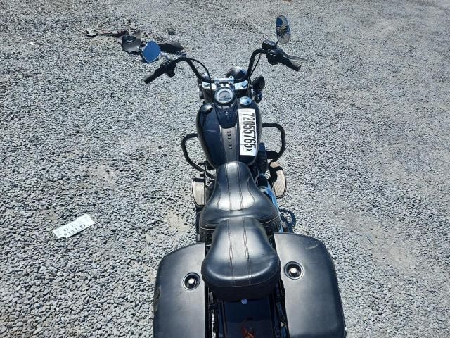 2018 Harley-Davidson Flhcs Heritage Classic 114