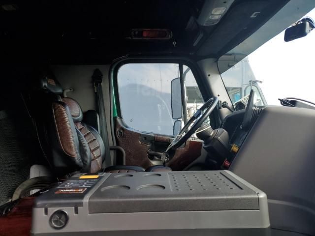 2022 Freightliner Business Class M2 Semi Truck