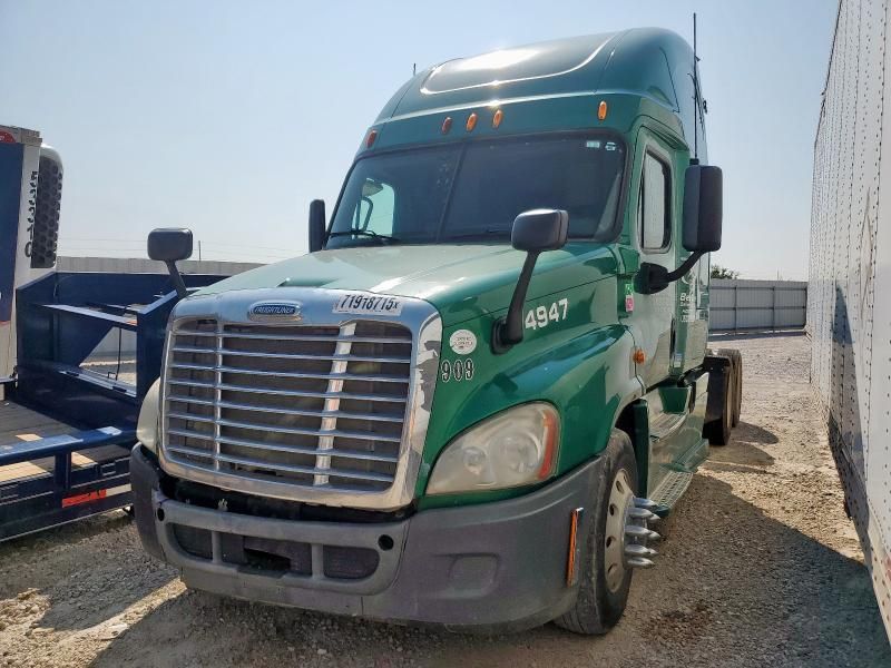 2013 Freigliner 2013 Freightliner Cascadia 125 Semi Truck