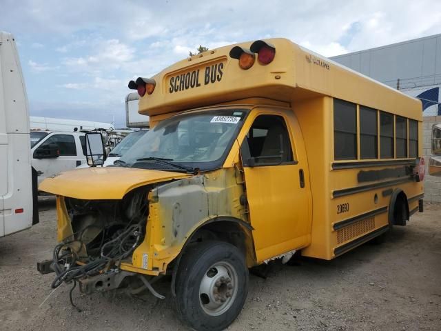 2010 Chevrolet 2010 Collins Bantam E350-School Bus