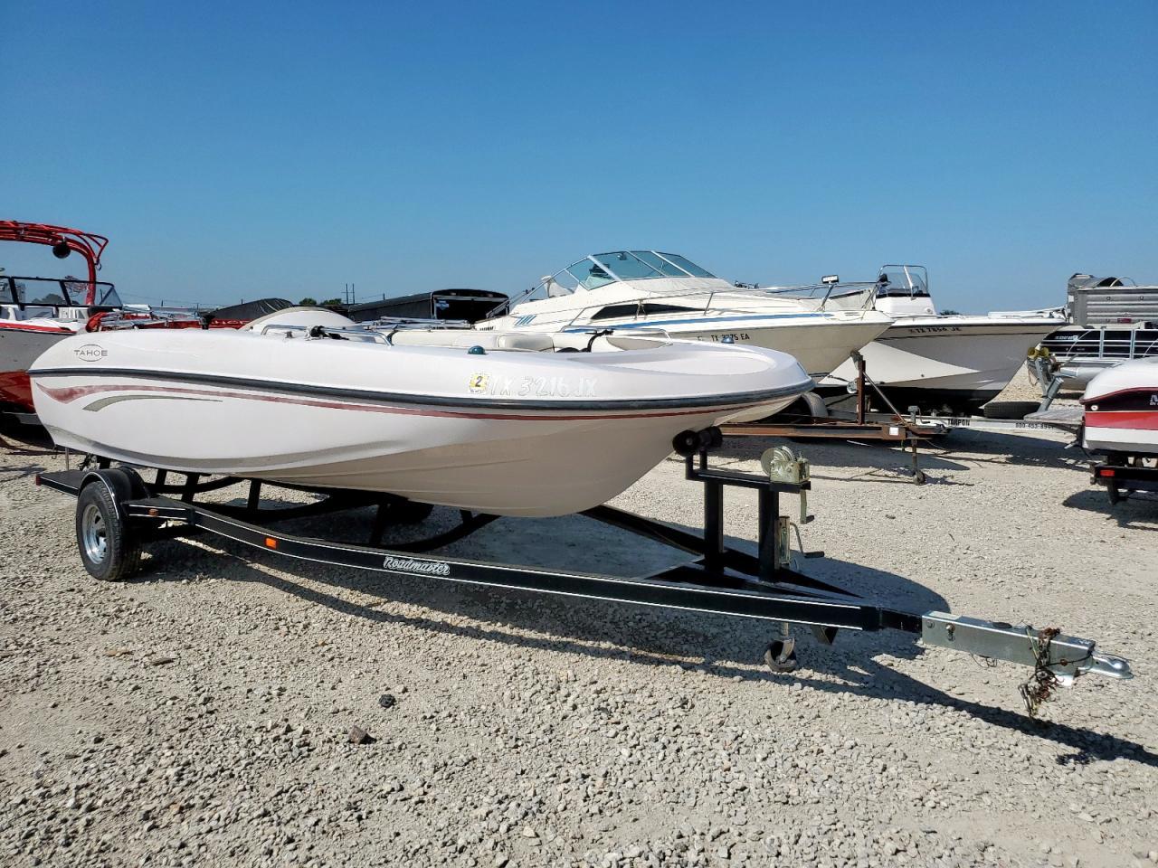 2002 Tracker Boat