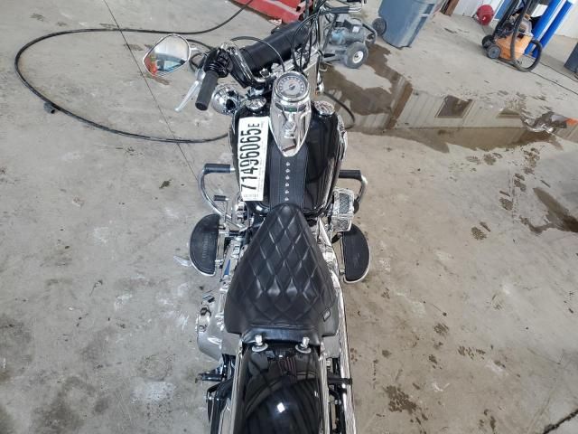 2011 Harley-Davidson Flstc