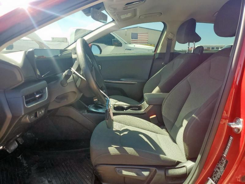 2025 KIA K4 LX