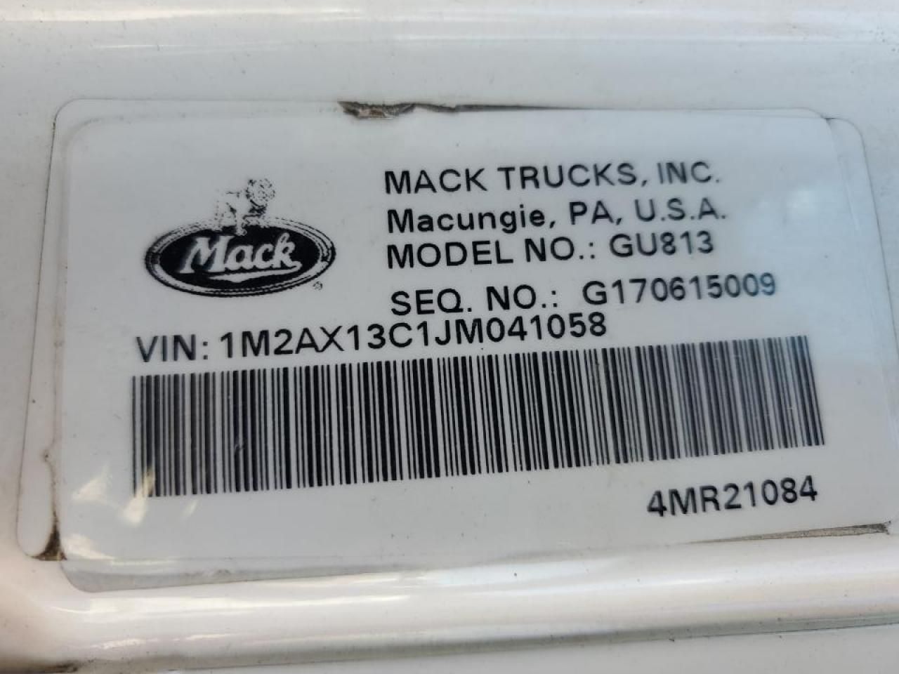 2018 Mack GU813 Refuse Truck