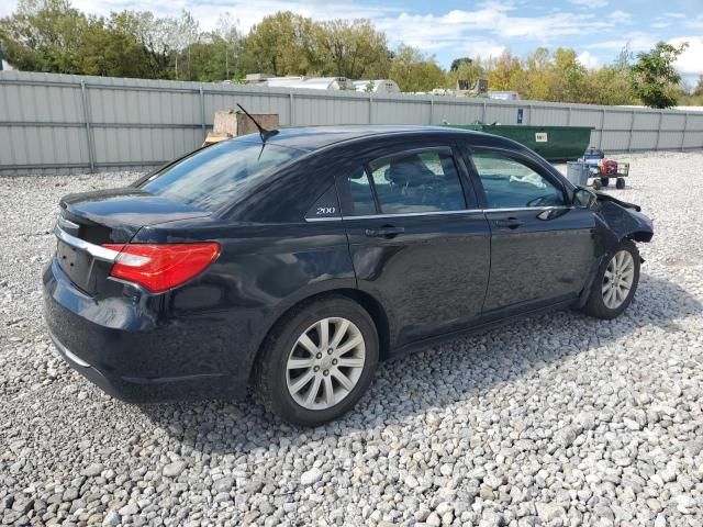 2013 Chrysler 200 Touring