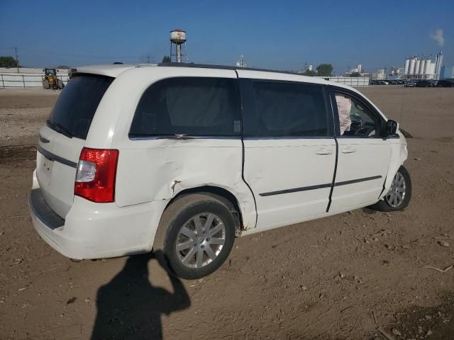 2013 Chrysler Town & Country Touring