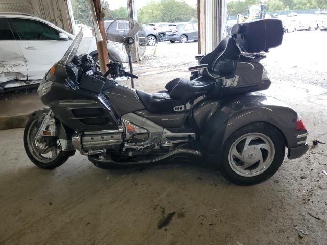 2010 Honda GL1800