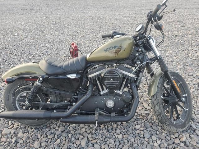 2016 Harley-Davidson XL883 Iron 883