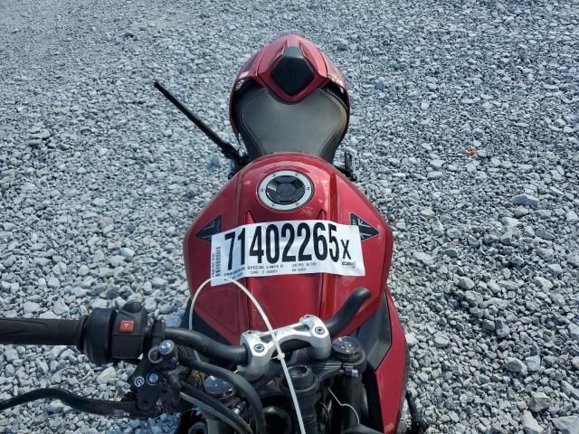 2024 Triumph 2024 Triumph Street Triple