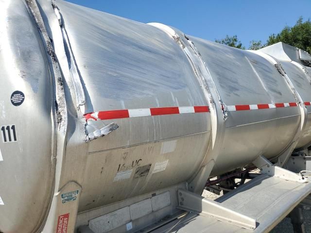 2014 Heil Vacuum Trailer