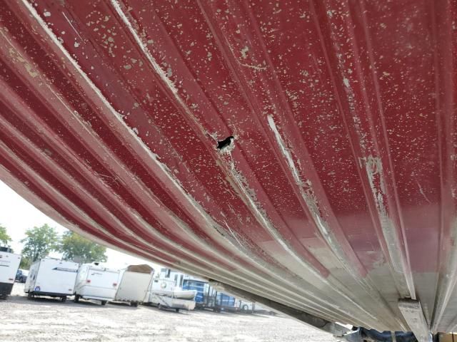 2000 Alumacraft Boat