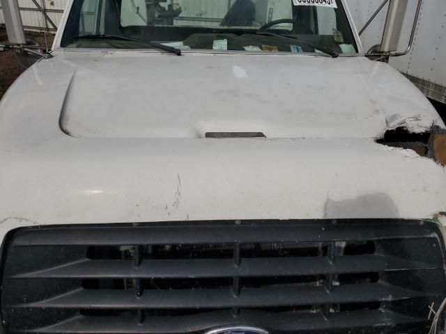 1998 Ford F800