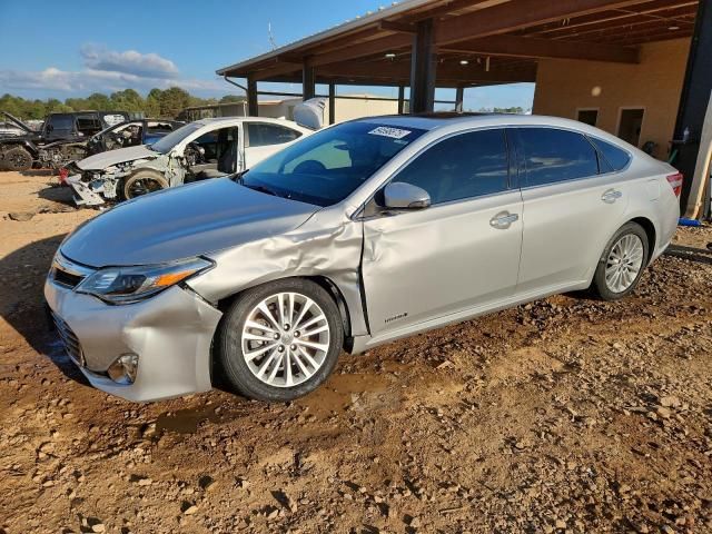 2013 Toyota Avalon Hybrid