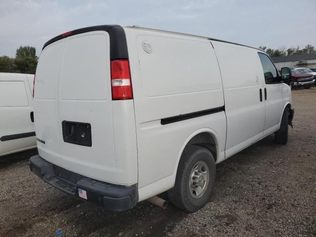 2020 Chevrolet Express G2500