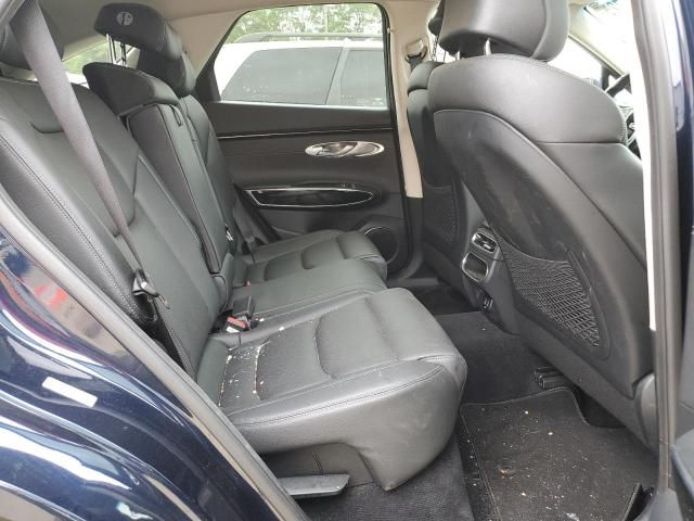 2022 Genesis GV70 Base