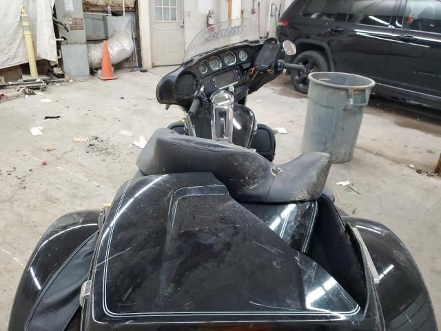 2017 Harley-Davidson Flhtcutg TRI Glide Ultra