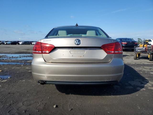 2015 Volkswagen Passat S