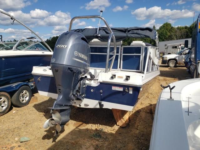 2023 Hurricane/godfrey Marine Fun Deck-Boat