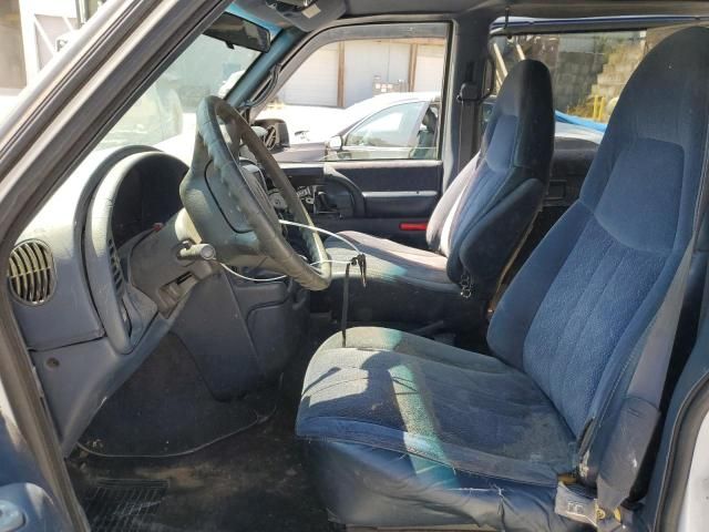 2000 GMC Safari