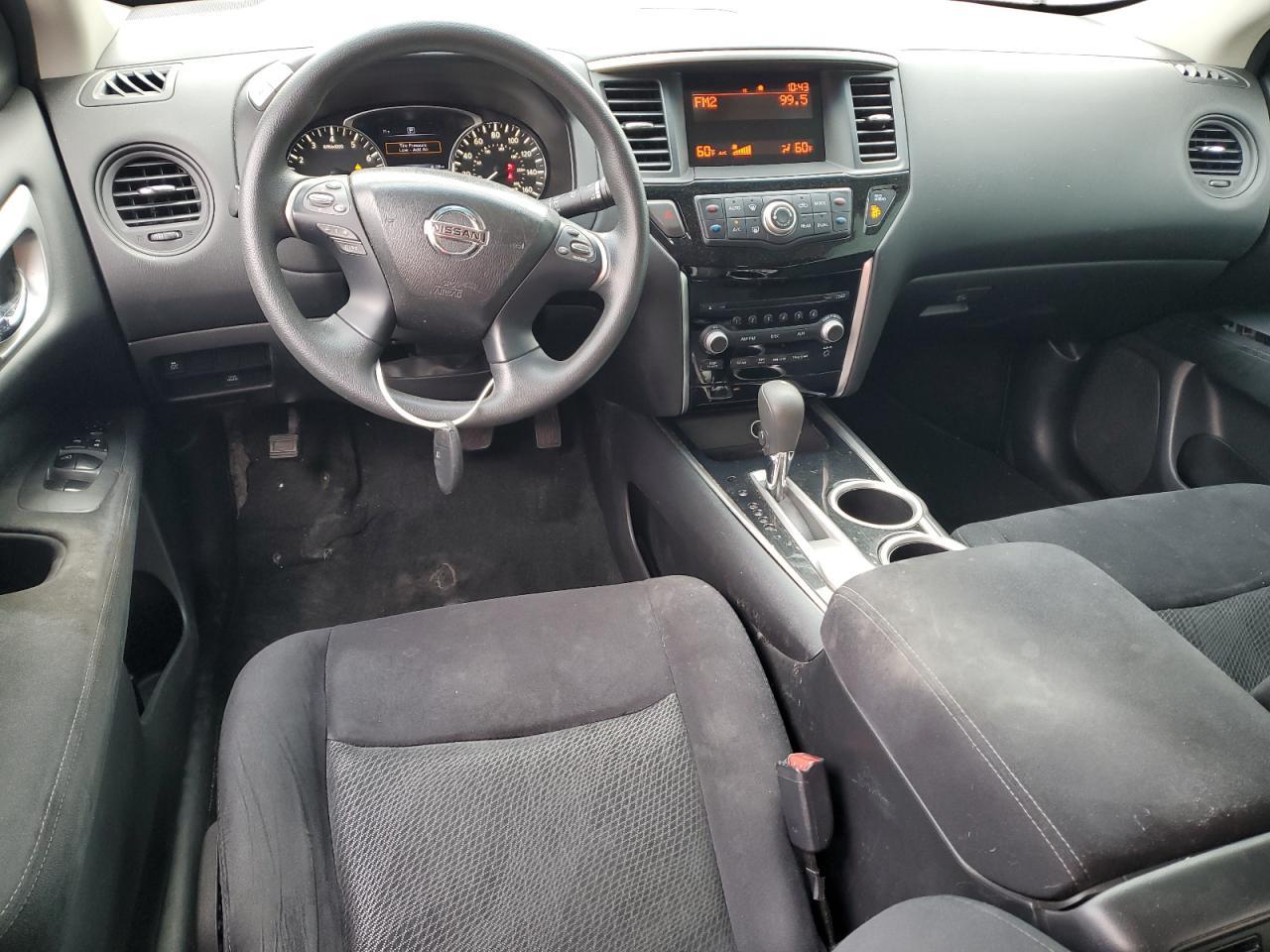 2016 Nissan Pathfinder S