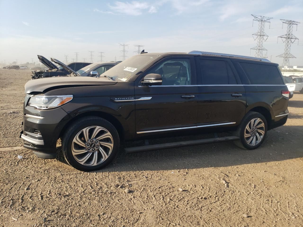 2022 Lincoln Navigator l