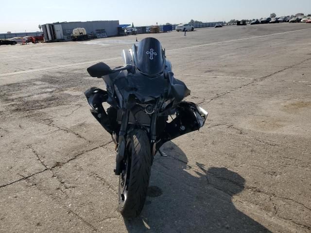 2025 Yamaha YZFR7