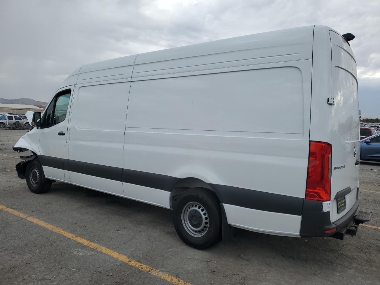 2024 Mercedes-Benz Sprinter 2500