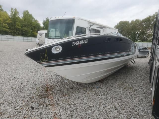 1985 Formula 272 LS-Boat