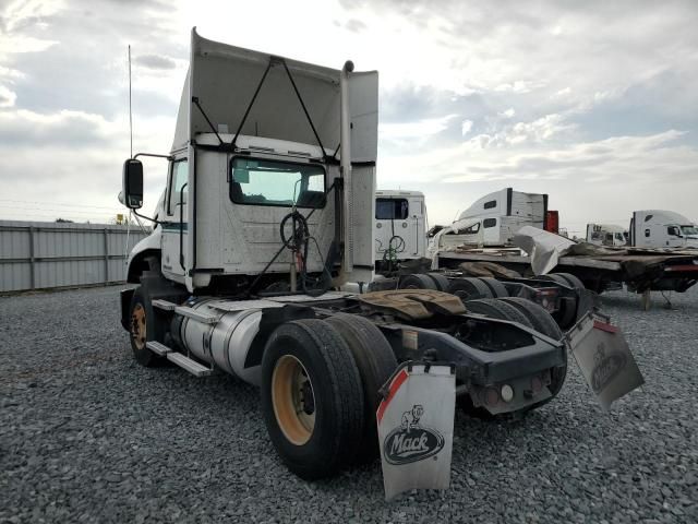 2012 Mack CXU612 Semi Truck