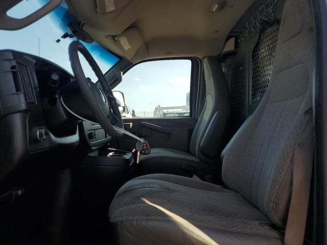 2017 Chevrolet Express G2500